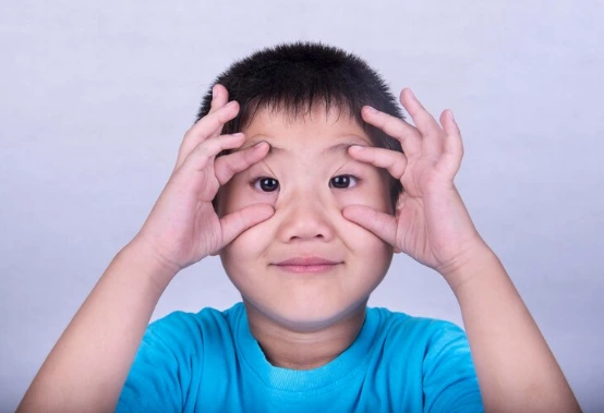 Penyebab Mata Bengkak pada Anak