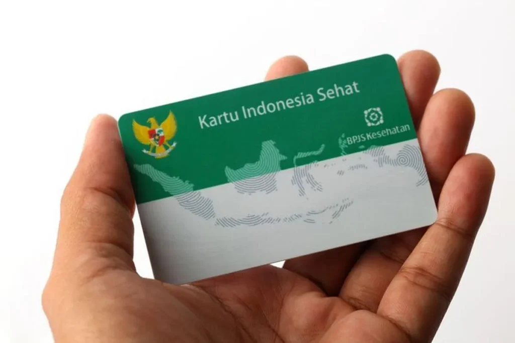 Operasi Retina Mata di Gresik