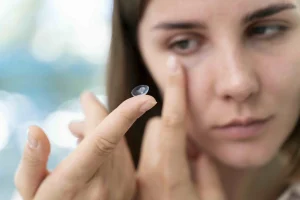 Mata Kering Saat Menggunakan Softlens