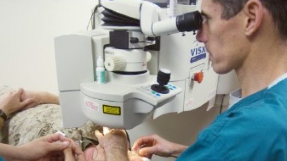 lasik mata yuk